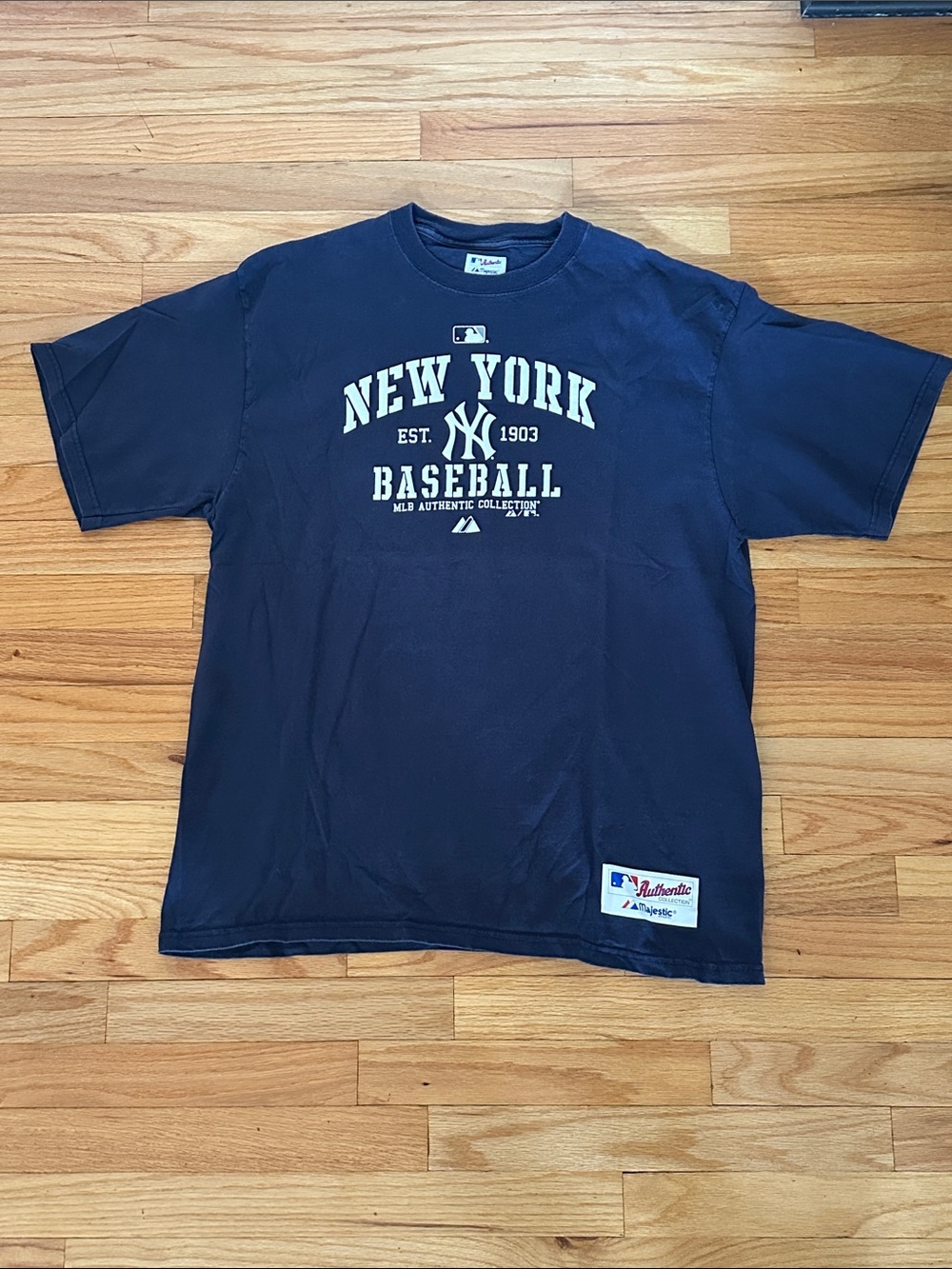 NY Yankees Majestic Short Sleeve T-Shirt